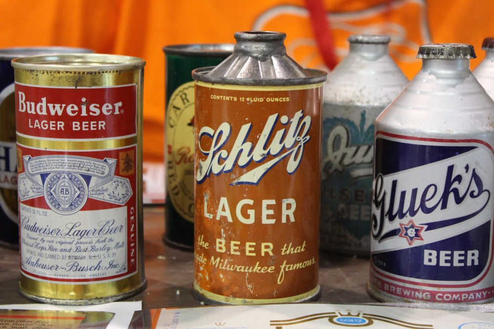 Breweriana3-conetopsandflattops