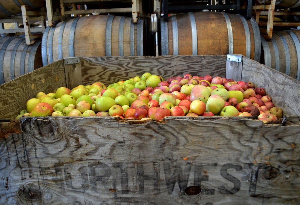 2Towns - Northwest Apples